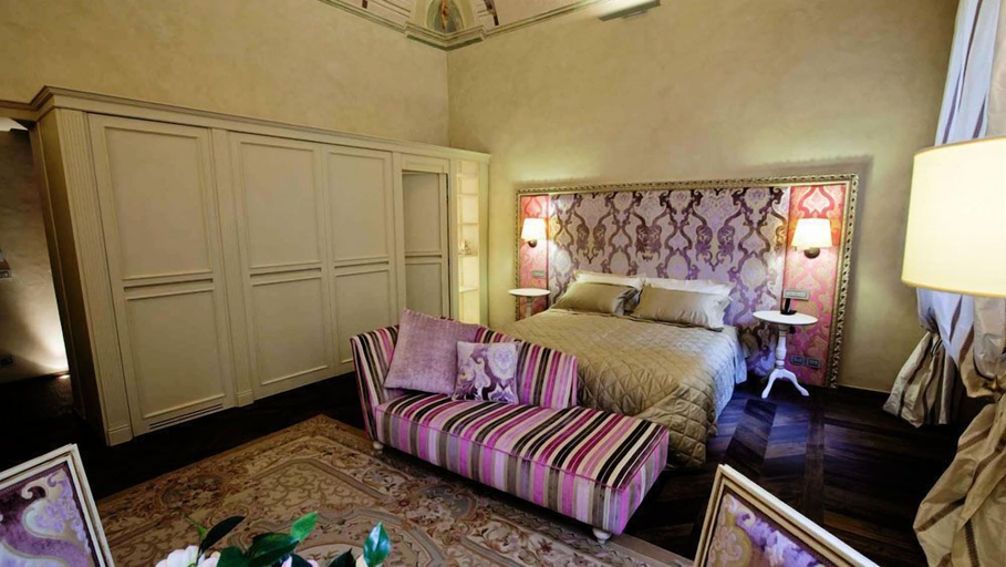 Bedroom 3, Palazzo Carletti, Siena