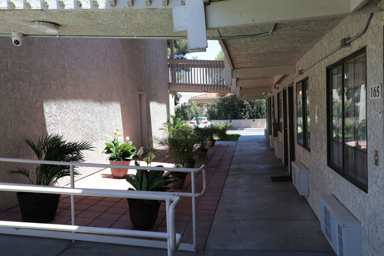 Others 5, Motel 6 Barstow, San Bernardino