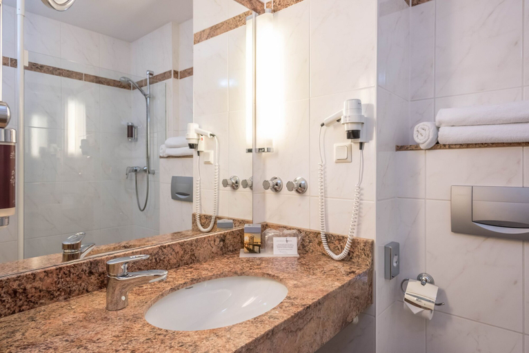 Bathroom 5, Ammersee Hotel, Starnberg