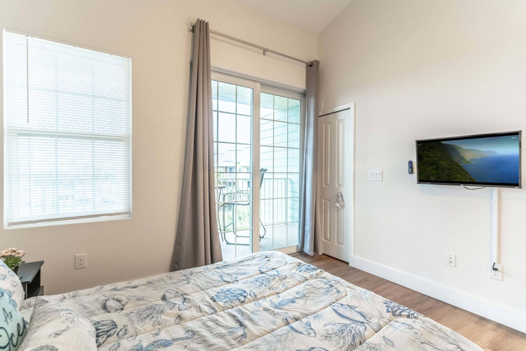 Bedroom 1, 3260 Little Harbor, Hillsborough
