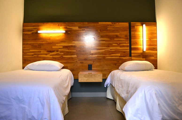 Bedroom 3, Aparthotel Altamira, ZONA 9