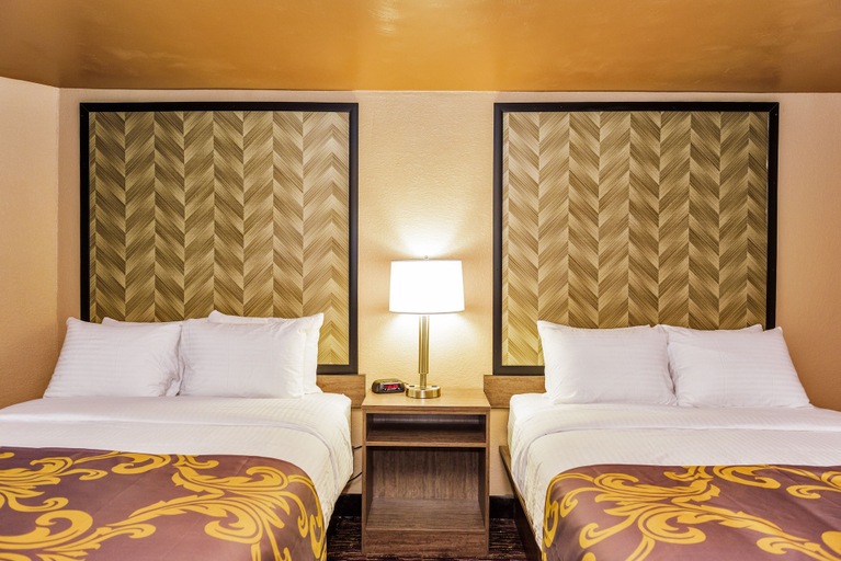 Bedroom 3, AArya Hotel By Niagara Fashion Outlets, Niagara