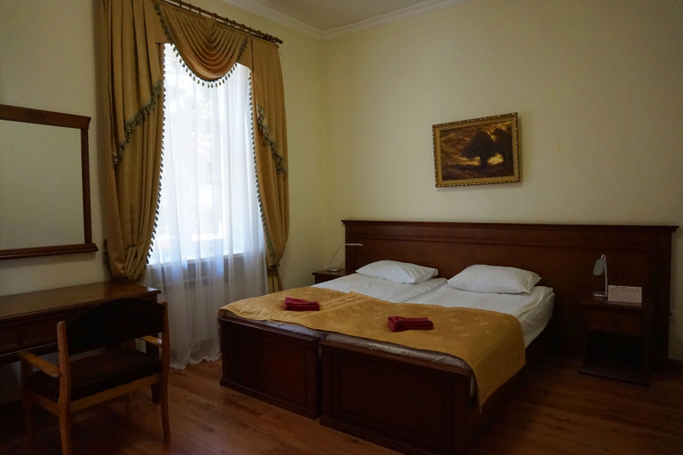 Bedroom 2, AMAKS Shakhter Sanatorium, Predgornyy rayon