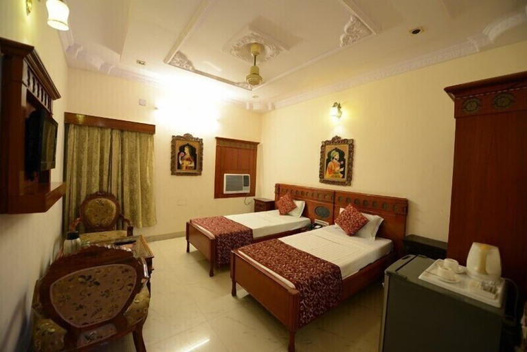 Bedroom 3, Hotel Sagar, Bikaner