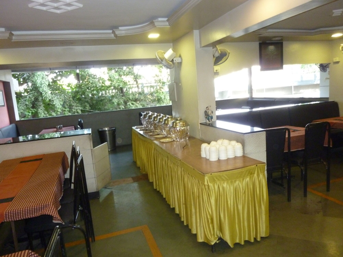 Food & Drinks 5, Hotel RutuGandh Heritage, Pune