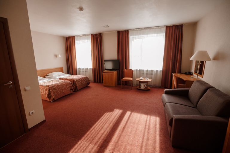 Bedroom 3, Grand Hotel Shuya, Shuya