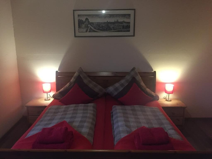 Bedroom 2, Gasthof Fuchs, Pfaffenhofen an der Ilm