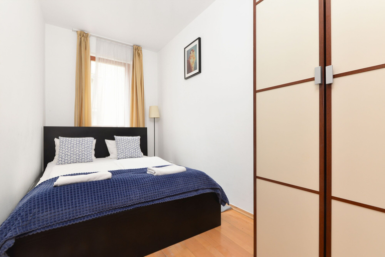 Bedroom 2, Lord Residence, Budapesti