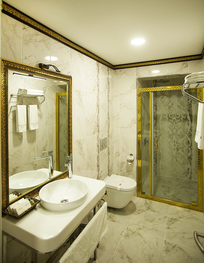 Bathroom 5, Empire Suite Hotel, Fatih