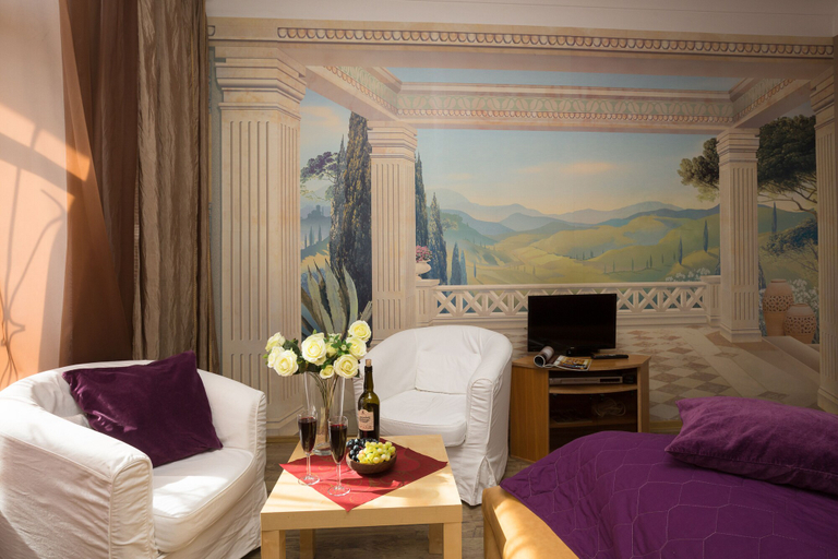 Others 5, Apartment Etazhydaily Popova-Malysheva, Ekaterinburg gorsovet