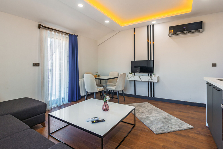 Room 2, Aspendos eXtra, Antalya