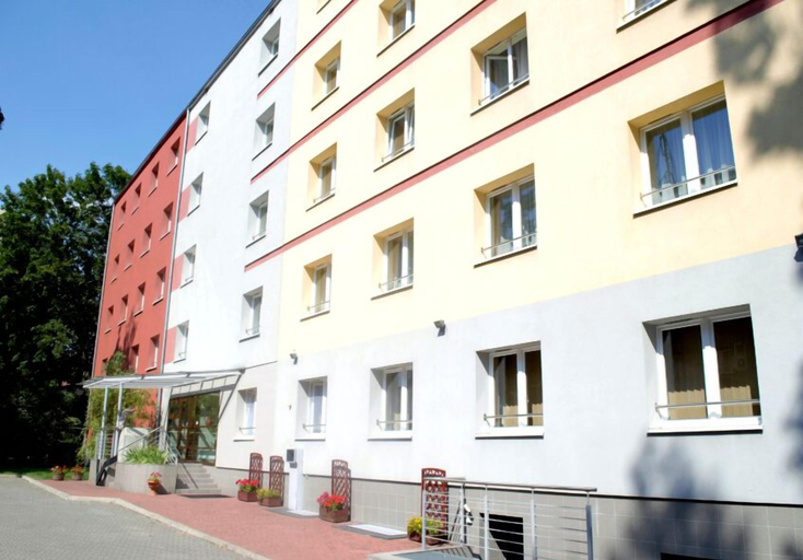 Exterior & Views 2, Hotel Malinowski Economy, Gliwice City
