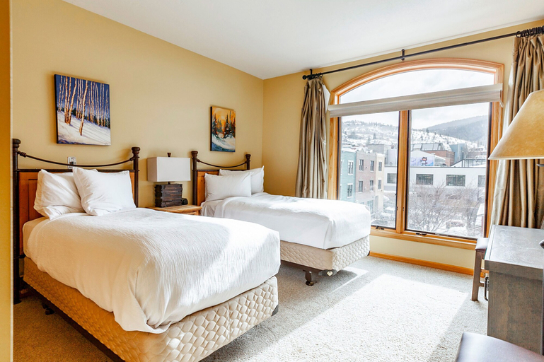 Bedroom 2, The Caledonian by All Seasons Resort Lodging, Summit