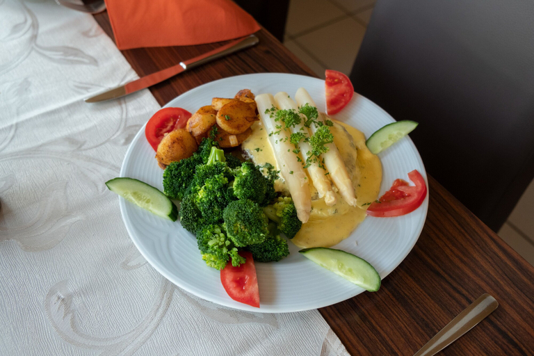 Food & Drinks 4, Schnitzelhaus und Pension Stadt Rosbach, Wetteraukreis