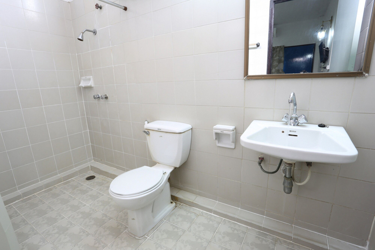 Bathroom 4, Chomdoi House, Muang Chiang Mai