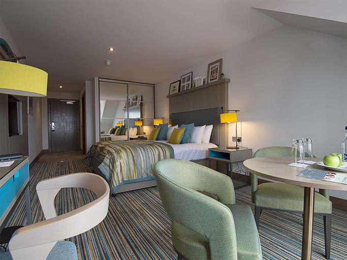 Bedroom 4, The Waterside Hotel, North Ayrshire