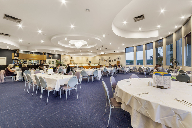 Food & Drinks 5, Ciloms Airport Lodge, Hume - Broadmeadows