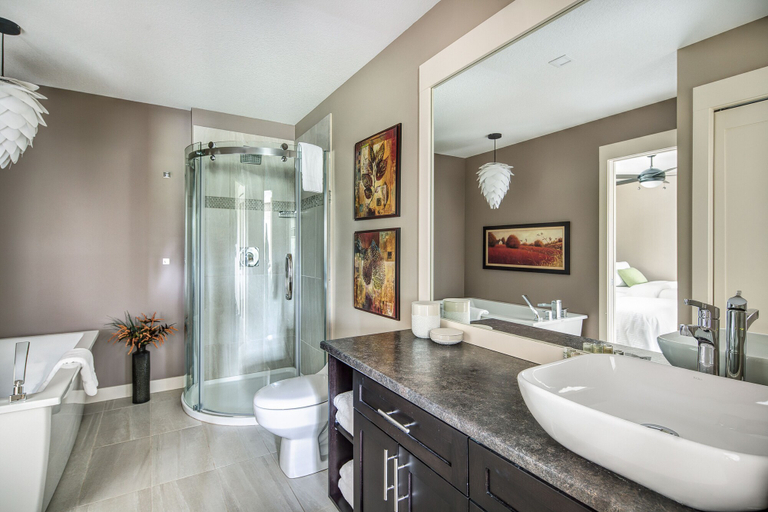 Bathroom 5, Bighorn Meadows Resort, East Kootenay