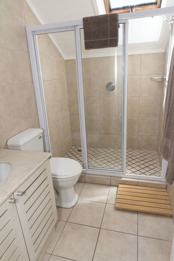 Bathroom 3, Villa 1, Eden