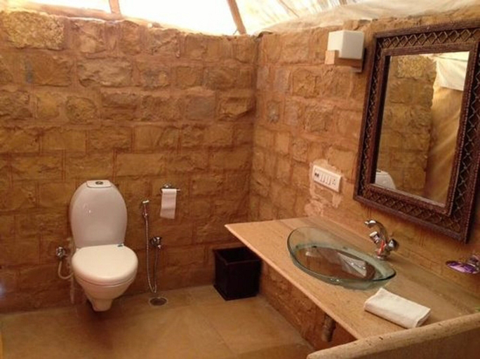 Bathroom, ADB Rooms Jaisalmer Dunes Camp, Jaisalmer