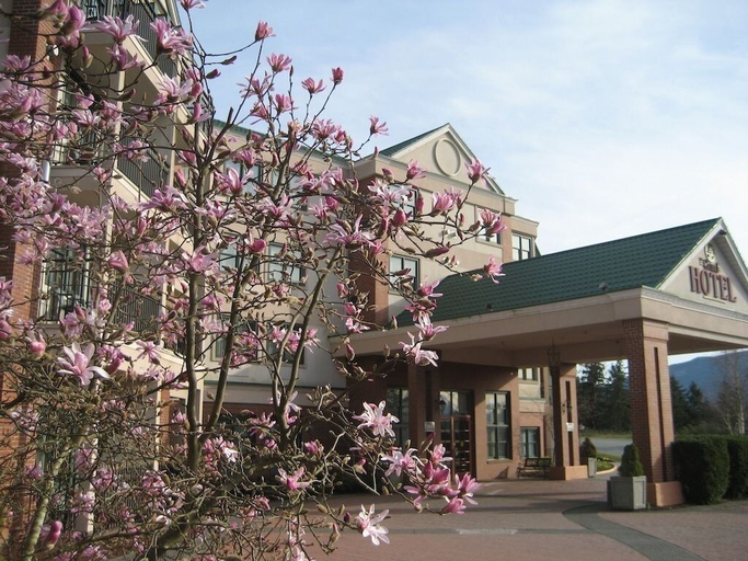 Exterior & Views 2, The Grand Hotel Nanaimo, Nanaimo