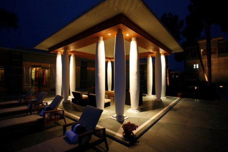Exterior & Views 2, Moksha Himalaya Spa Resort, Solan
