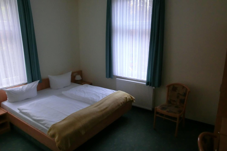 Bedroom 2, Hotel am Schlosspark, Harz