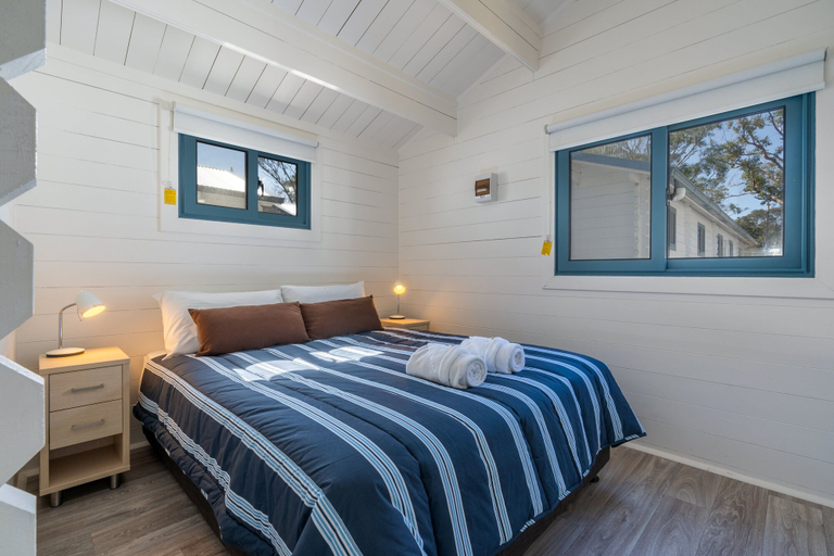 Bedroom 2, BIG4 Tasman Holiday Parks - Racecourse Beach, Shoalhaven - Pt B