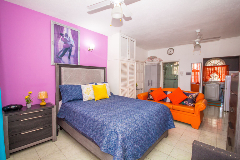 Bedroom 2, Ocho Rios Studio Ocean View