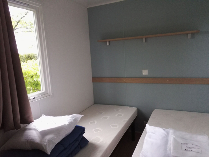 Bedroom 3, Camping d'Autun, Saône-et-Loire