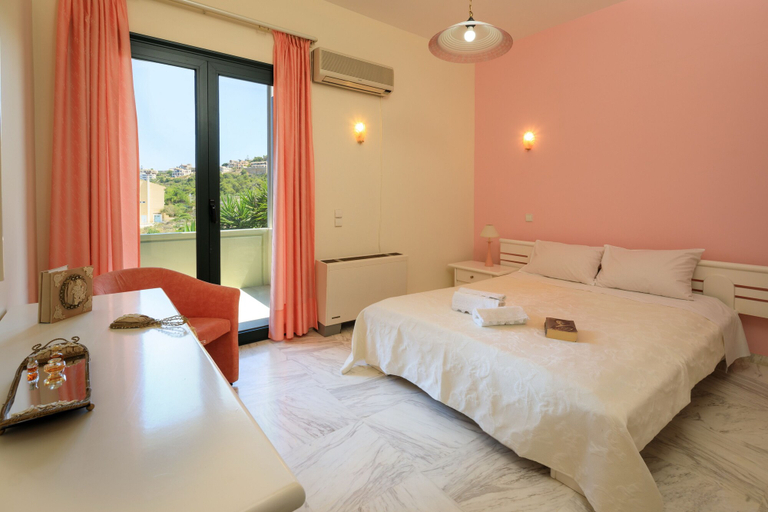 Room 4, Chania Supreme View Villa, Crete