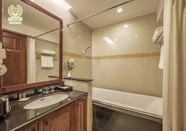 Bathroom 5, Tan Son Nhat Saigon Hotel, Phú Nhuận