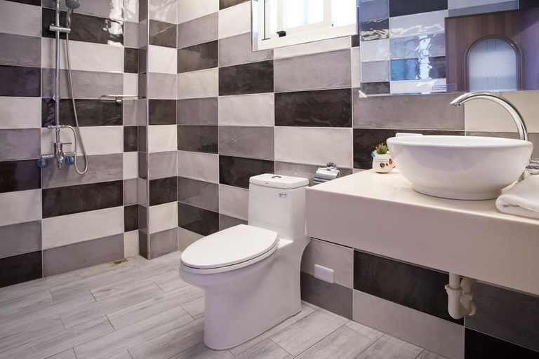 Bathroom 3, Sinyuange B&B, Pingtung