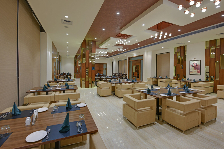 Food & Drinks 5, The Maruti Nandan Grand, Rajsamand