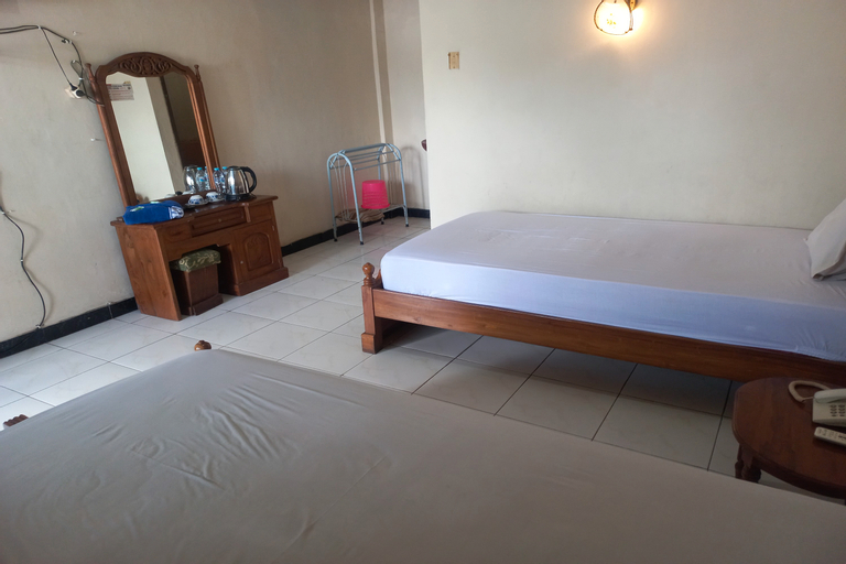 Bedroom 3, Collection O 92242 Hotel Tanjung Emas, Banyumas