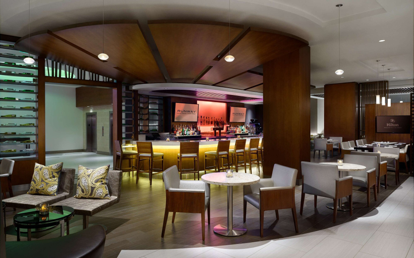 Food & Drinks 5, Hilton Woodland Hills / Los Angeles, Los Angeles