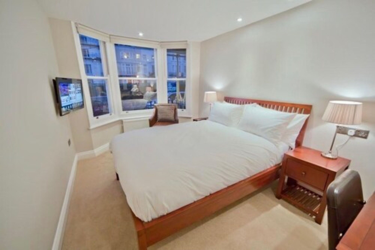 Bedroom 3, A Room With A View, Brighton and Hove