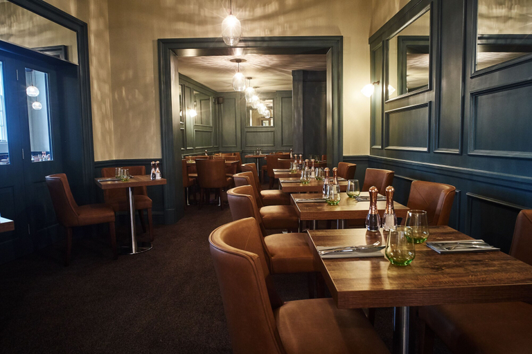 Food & Drinks 5, The Chequers Hotel, West Berkshire