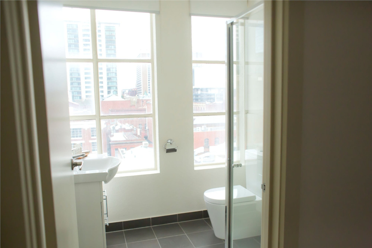 Bathroom 4, The Town Apartments, Melbourne