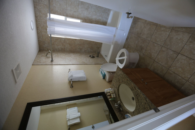 Bathroom 4, Shoreline Island Resort - Exclusively Adult, Pinellas
