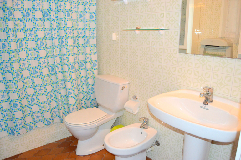 Bathroom 3, Les Terrasses De Cala Llevado 01, Girona