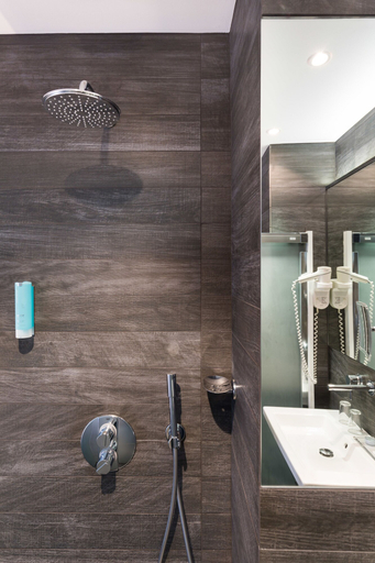 Bathroom 4, Best Western Plus Hotel Massena Nice, Alpes-Maritimes