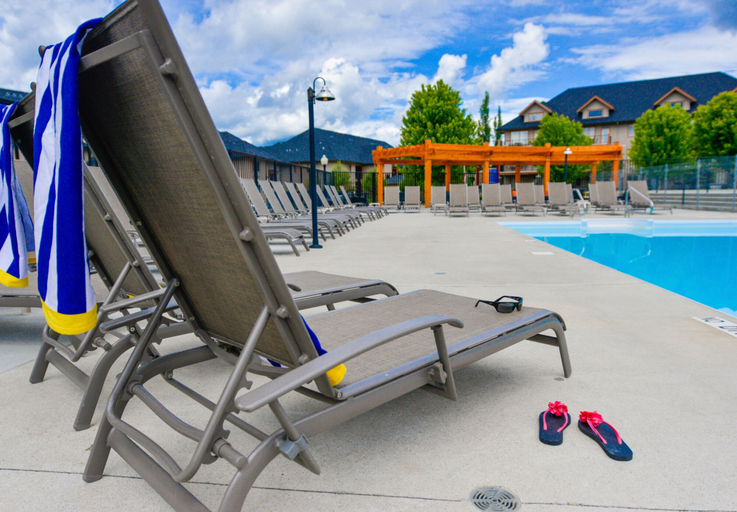 Sport & Beauty 2, Bighorn Meadows Resort, East Kootenay