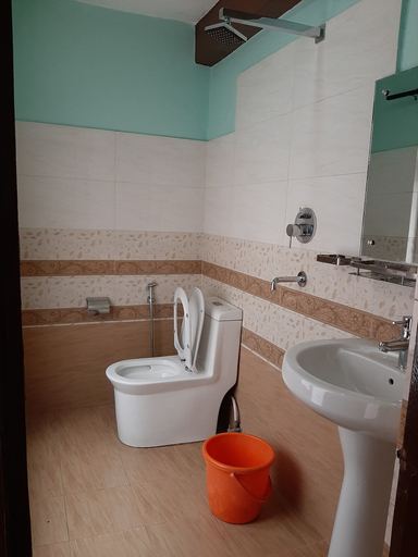 Bathroom 3, Hotel River Holiday Inn, Bagmati