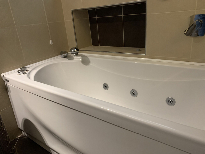 Indoor spa tub, Flatty Apartments - Stelvio, Milano