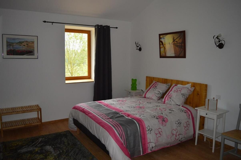 Bedroom 4, Ferme Passion, Ain