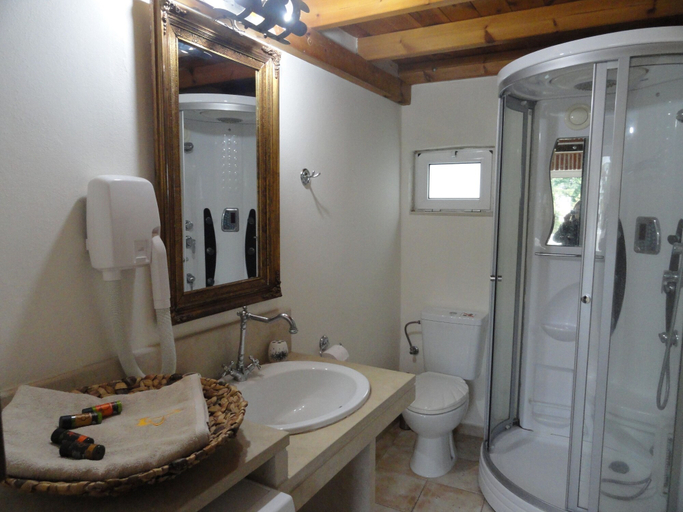 Bathroom 3, Villa Arokaria, Faistos