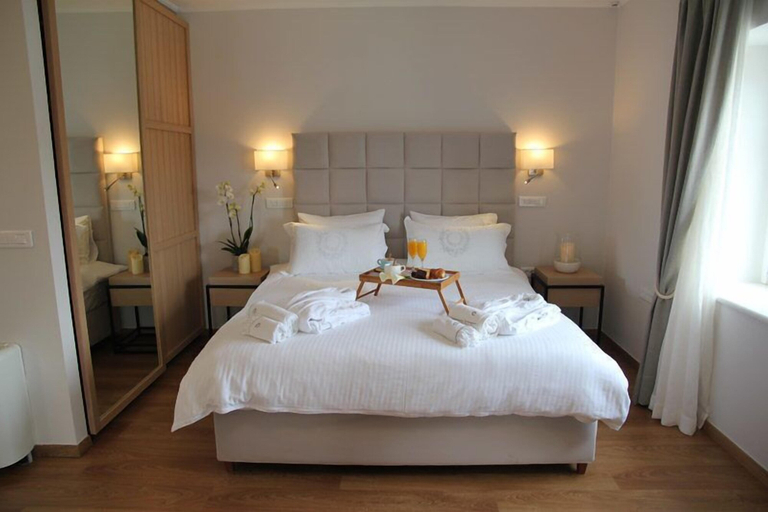 Bedroom 2, Porto Vecchio Luxury Suites, Attica