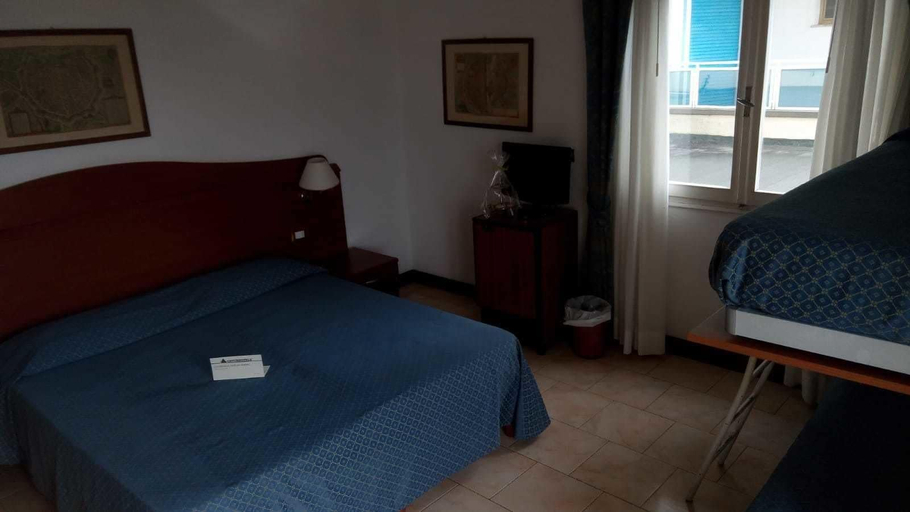 Bedroom 3, Hotel Heron, Venezia