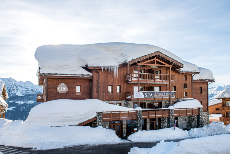 Exterior & Views 2, CGH Le Lodge Hemera, Savoie